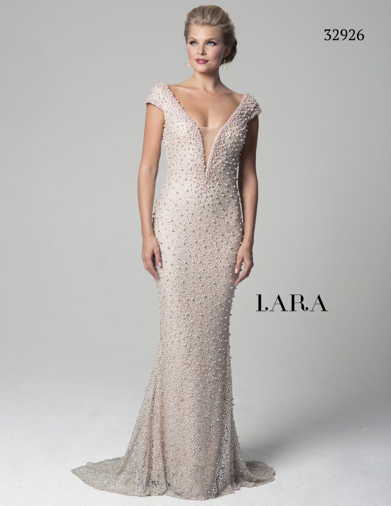 Lara-32926-1